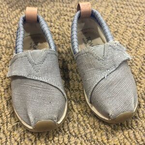 Toddler Tom’s shoes size 7